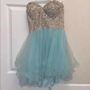 Homecoming dress ! 💙